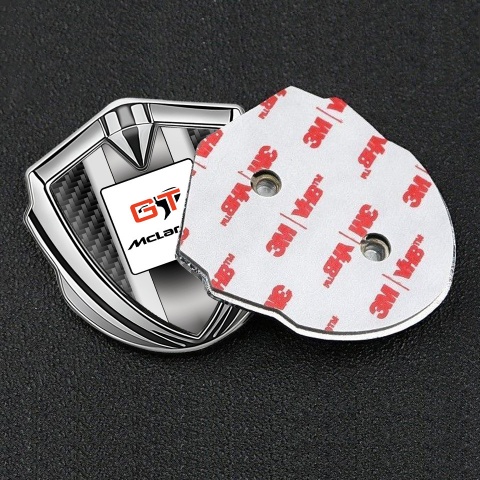 Mclaren Emblem Abzeichen selbstklebend Silbertonfarbe Schwarz Kohlenstoff GT Logo