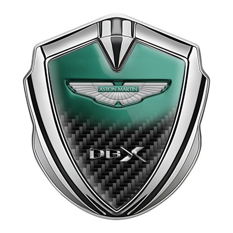Aston Martin Emblem Abzeichen Silbertonfarbe Carbon mit Grune Wolke Design