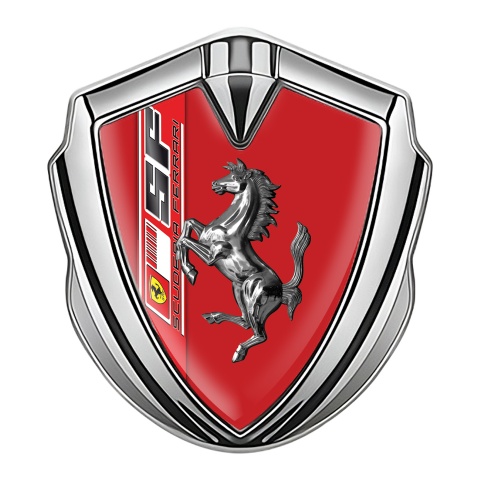Ferrari Emblem Abzeichen selbstklebend Silbertonfarbe mit Rote Vorlage und Chrome Logo