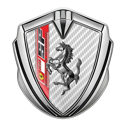 Ferrari Selbstklebendes Metallaufkleber Emblem Silbertonfarbe mit Weiss Carbon Vorlage und Chrom Logo Design