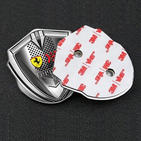 Ferrari Selbstklebendes Metallaufkleber Emblem Silbertonfarbe mit Hinterer Grill design und Gelb Schild Logo