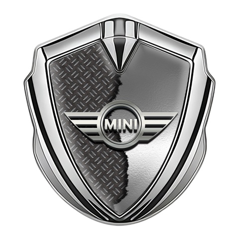 Mini Cooper Abzeichen selbstklebend Silbertonfarbe mit Elemente Zerrissenes Metall Design