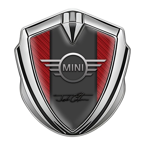 Mini Cooper Abzeichen selbstklebend Silbertonfarbe mit Rot Carbon und John Cooper Unterschrift