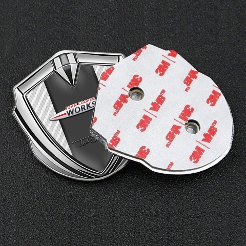 Mini Cooper Emblem Aufkleber Autozubehor Silbertonfarbe mit Weiss carbon John Cooper Auflage