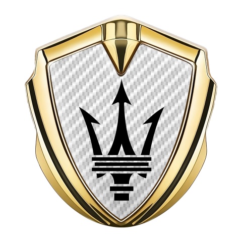 Maserati Emblem Abzeichen selbstklebend Goldtonfarbe mit Weiss Carbon Und Schwarz Logo