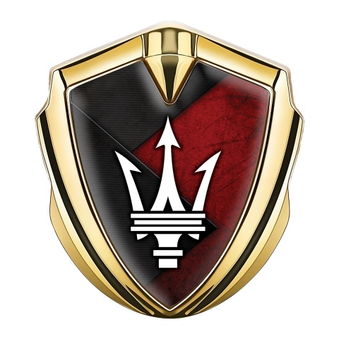 Maserati Emblem Logo Schriftzug Aufkleber Goldtonfarbe mit Schwarz Rote Basis und Weiss Logo