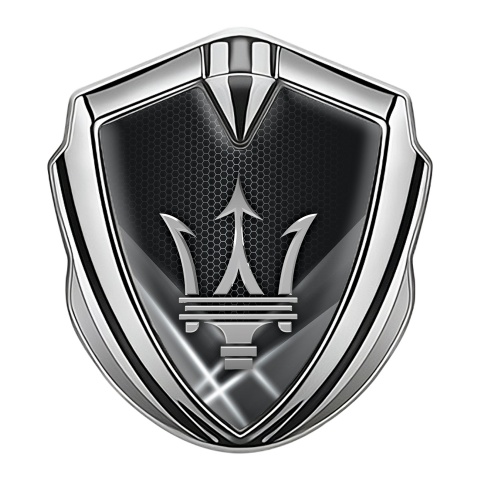 Maserati Emblem Aufkleber Autozubehor Silbertonfarbe mit Weiss Lichter Effekt
