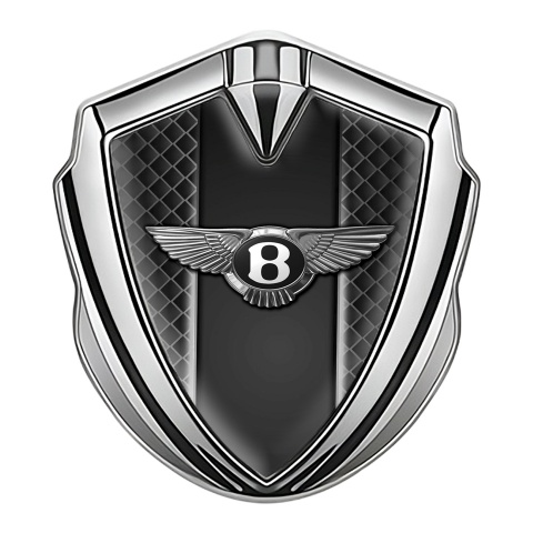 Bentley Seitenflugel Emblem Aufkleber Silbertonfarbe Dunkles Netz mit Zentral Panel Logo Design