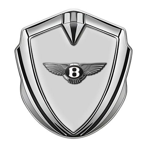 Bentley Seitenflugel Emblem Aufkleber Silbertonfarbe mit Grau Fundament und Klassisch Logo Stil