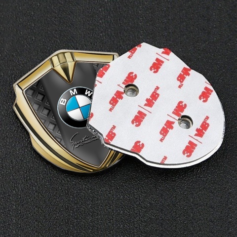 BMW Emblem Logo Schriftzug Aufkleber Goldtonfarbe mit Dunkles Netz Auflage