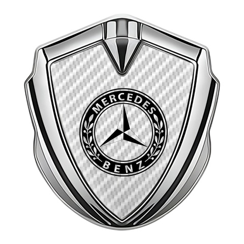 Mercedes Benz Abzeichen selbstklebend Silbertonfarbe mit Weiss Carbon Basis und Rundes Logo Stil